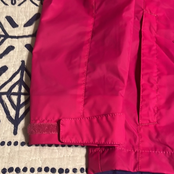 Columbia Omni-tech rain jacket. Juniors medium. Worn once - Picture 6 of 12